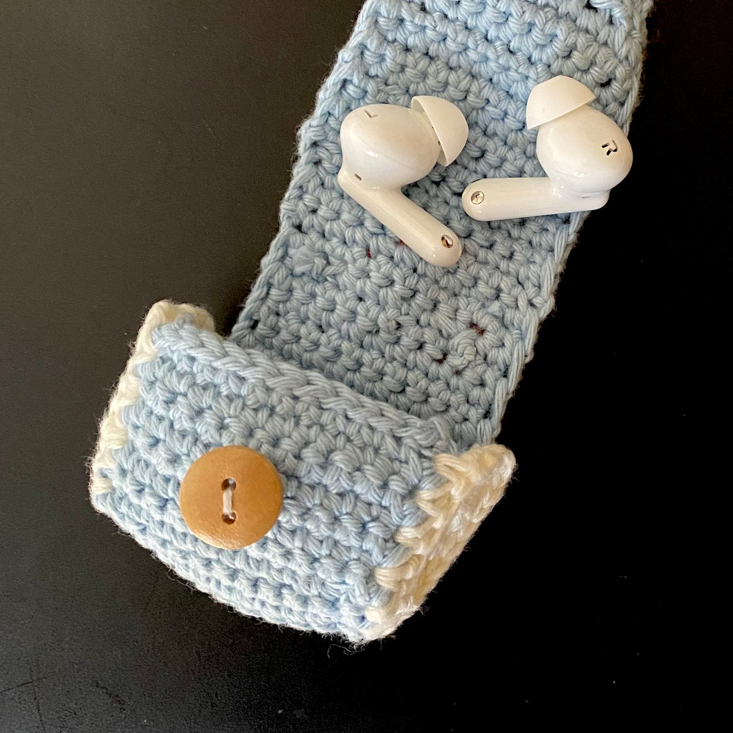 Crochet AirPods Case