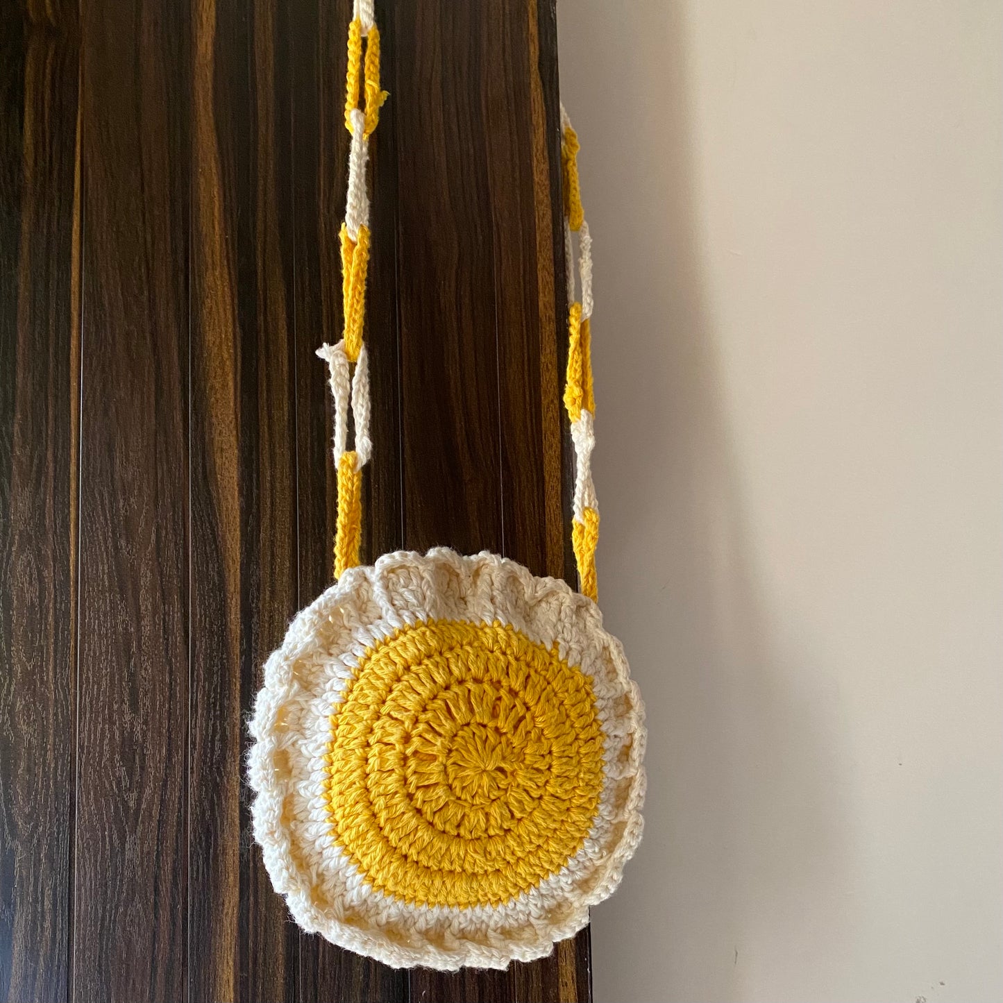 White Daisy Dream - Crochet Sling