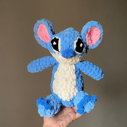 Snuggle Stitch - Blue Alien
