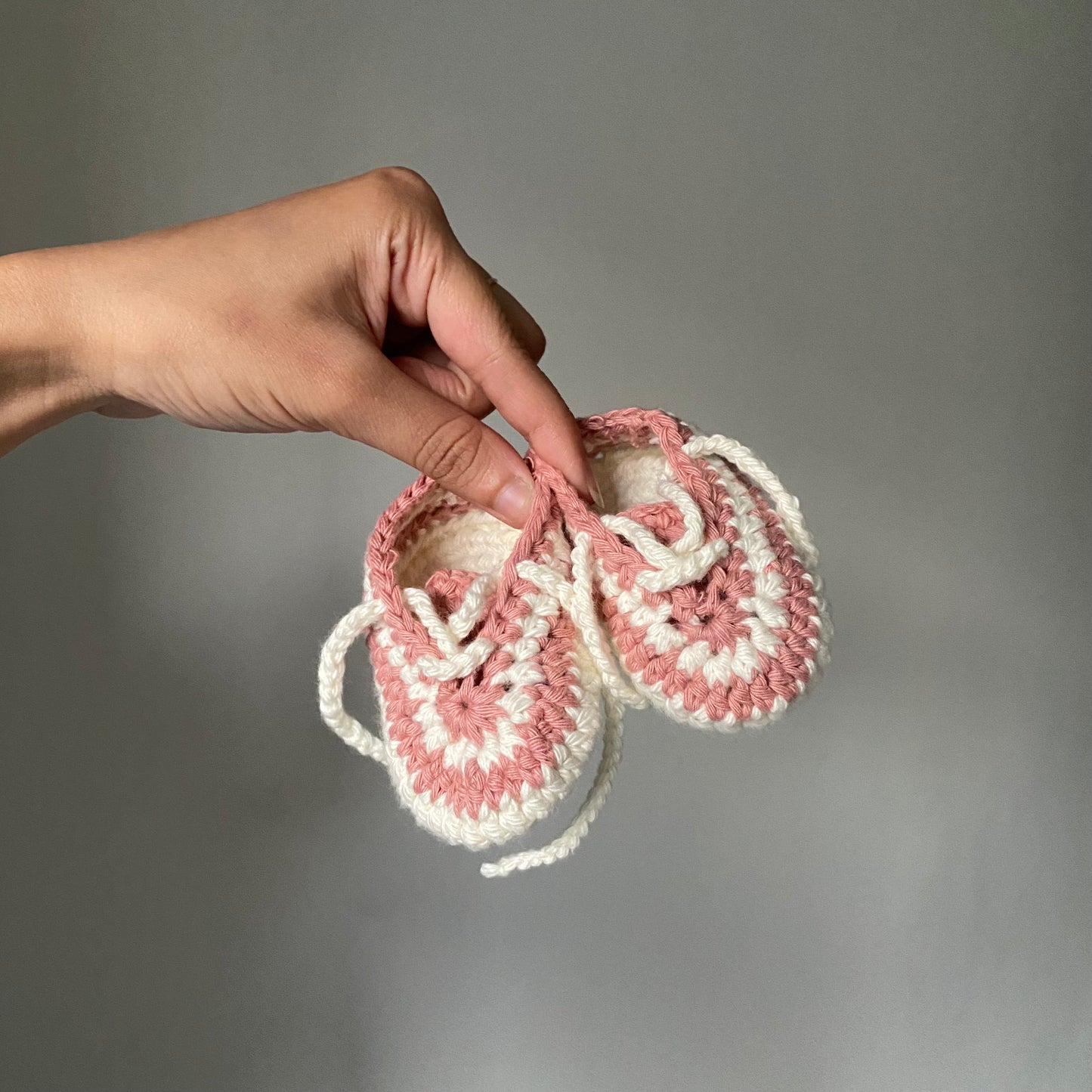 Tiny Toes - Crochet Baby Shoes