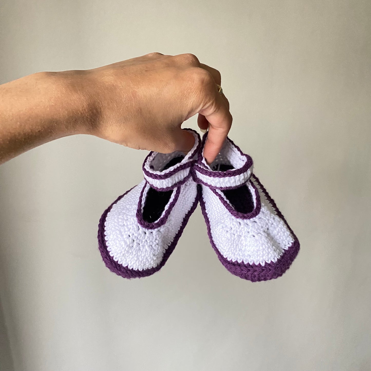 Tiny Toes - Crochet Baby Shoes