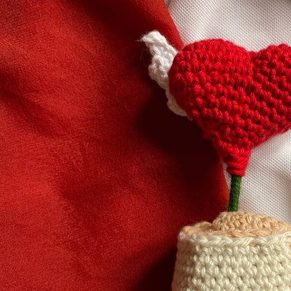 Winged heart pot