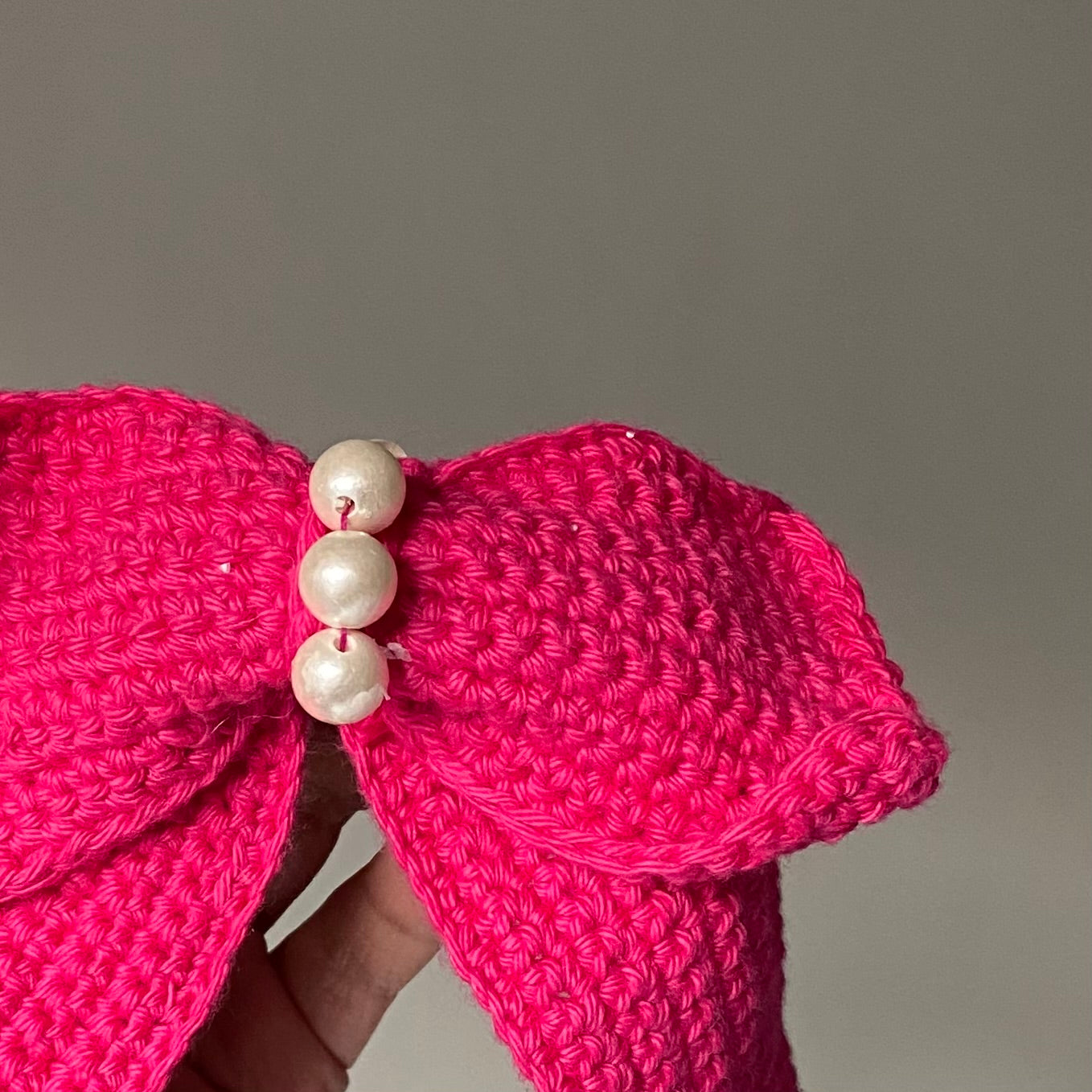 Pearl Bow Hair Clip