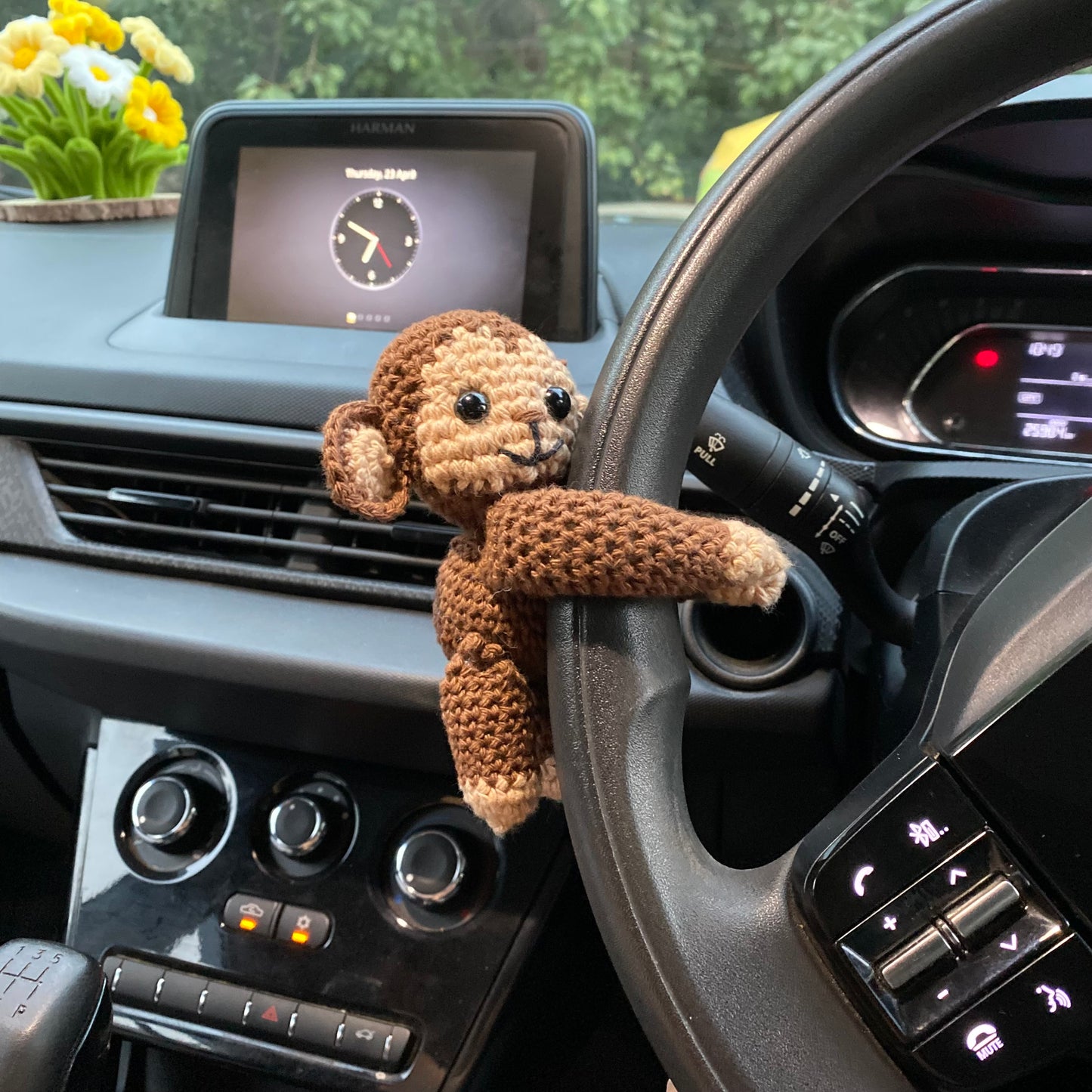 Crochet Monkey | Steering Wheel Hugger