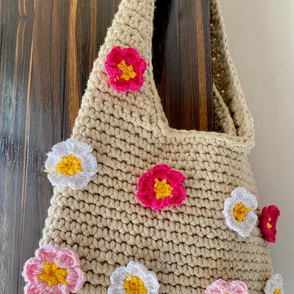 Tote-ally Daisy