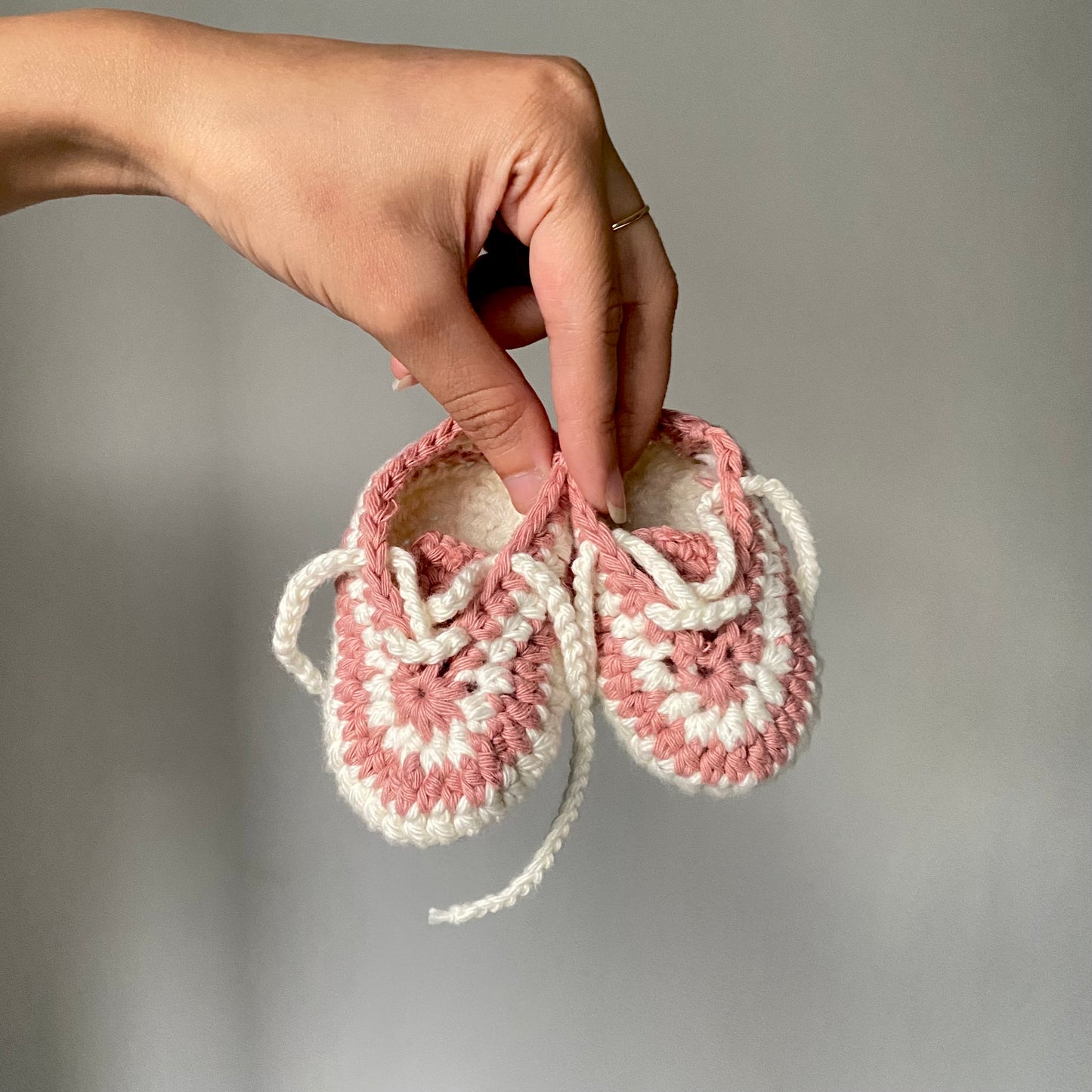 Tiny Toes - Crochet Baby Shoes